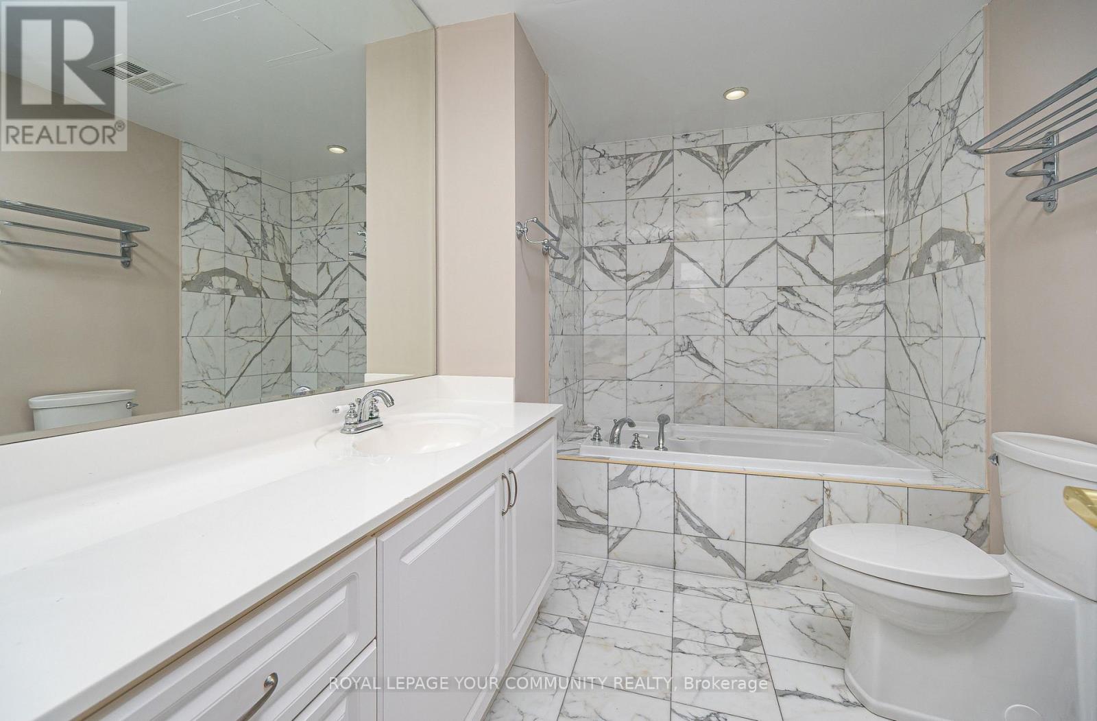 1906 - 18 Kenaston Gardens, Toronto (Bayview Village), Ontario  M2K 3C7 - Photo 18 - C12475457