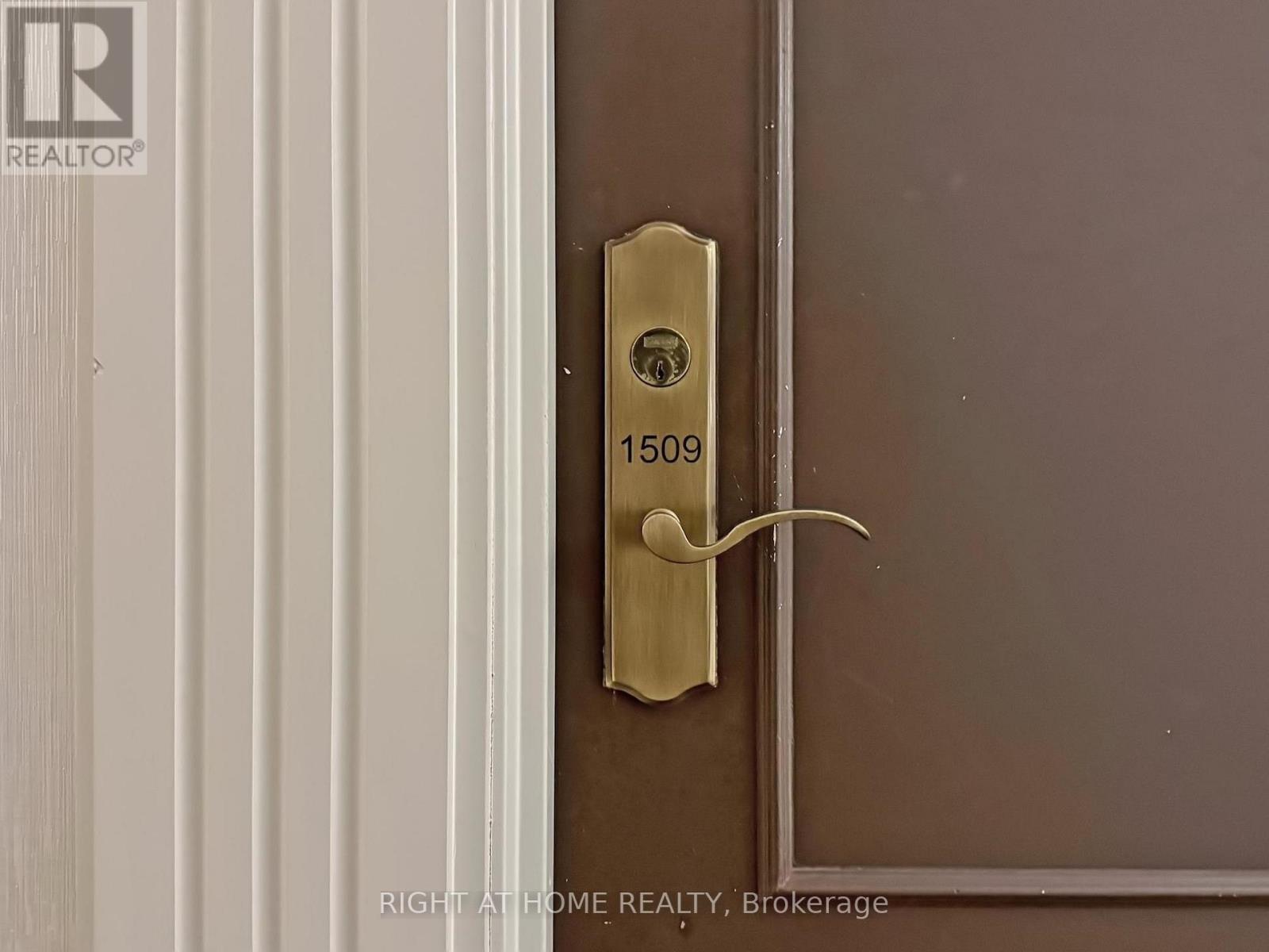 1509 - 880 Grandview Way, Toronto (Willowdale East), Ontario  M2N 7B2 - Photo 12 - C12475462