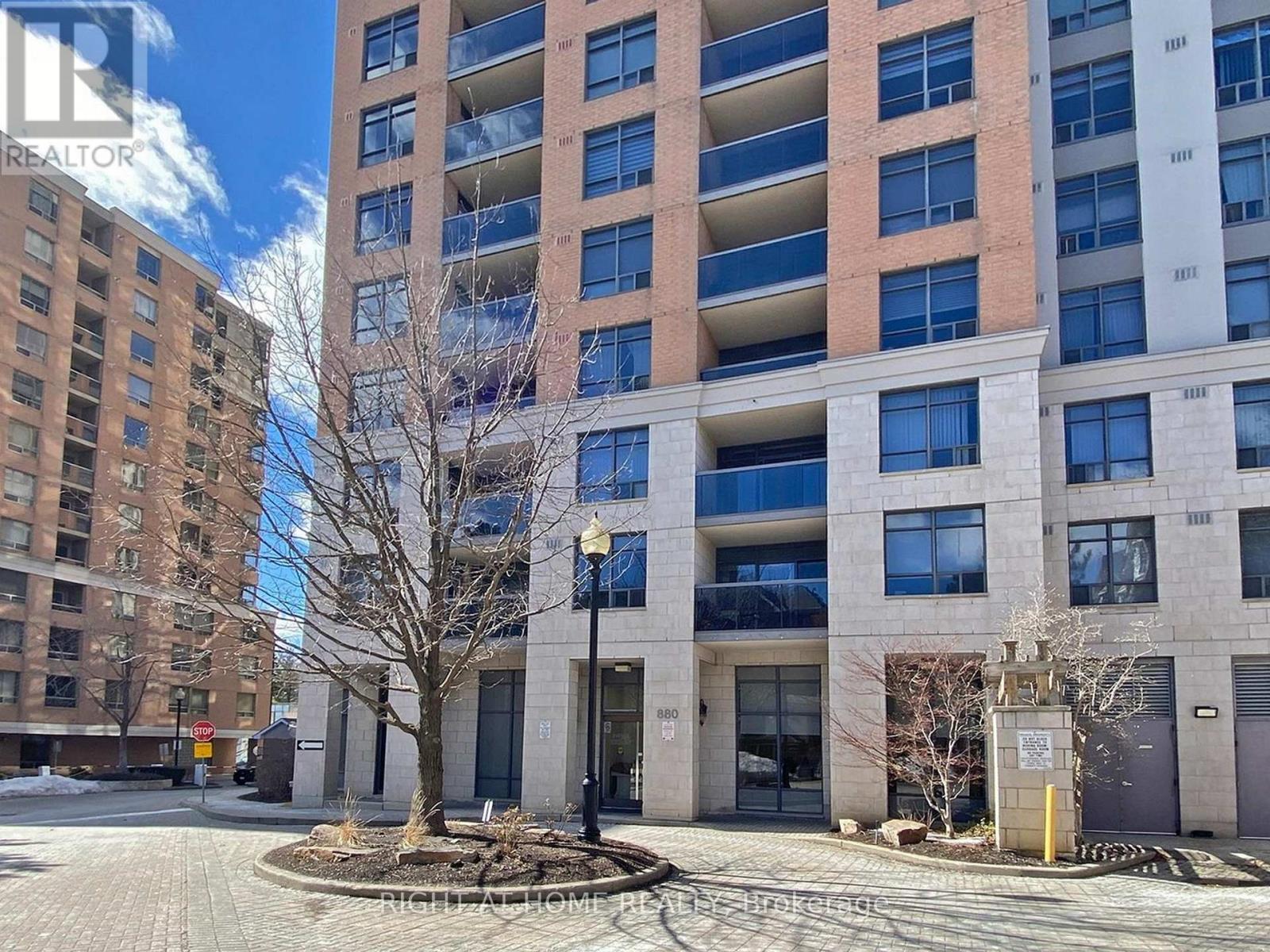1509 - 880 Grandview Way, Toronto (Willowdale East), Ontario  M2N 7B2 - Photo 3 - C12475462
