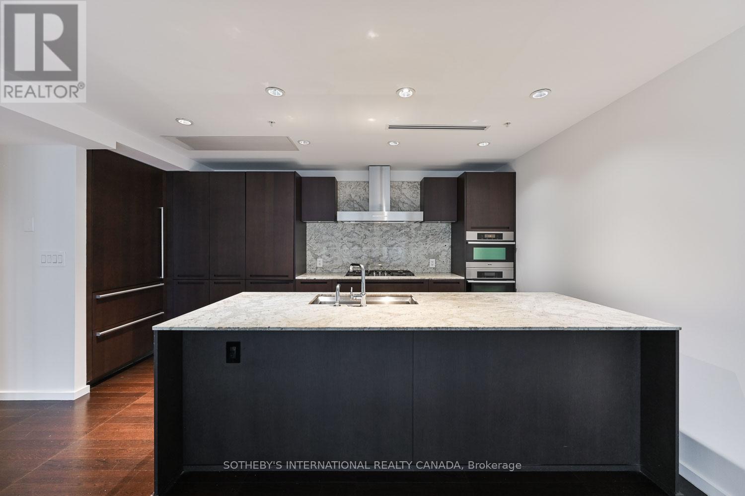 2608 - 180 University Avenue, Toronto, Ontario  M5H 0A2 - Photo 12 - C12475475