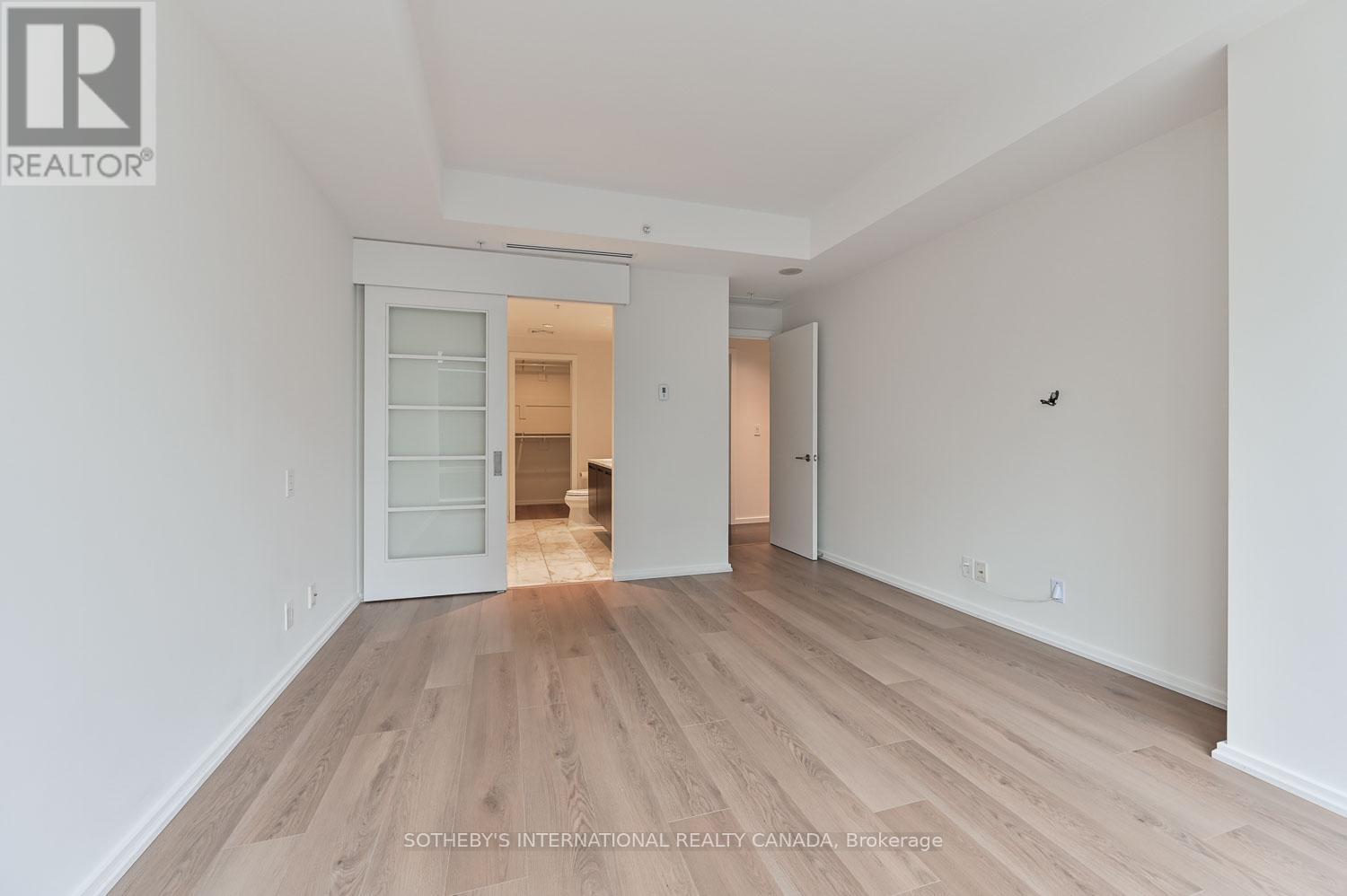 2608 - 180 University Avenue, Toronto, Ontario  M5H 0A2 - Photo 18 - C12475475