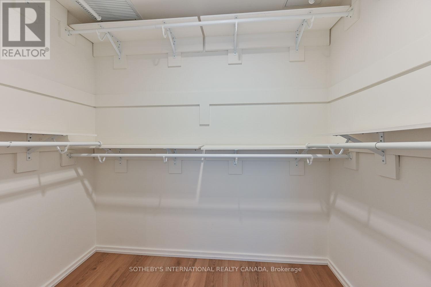 2608 - 180 University Avenue, Toronto, Ontario  M5H 0A2 - Photo 19 - C12475475