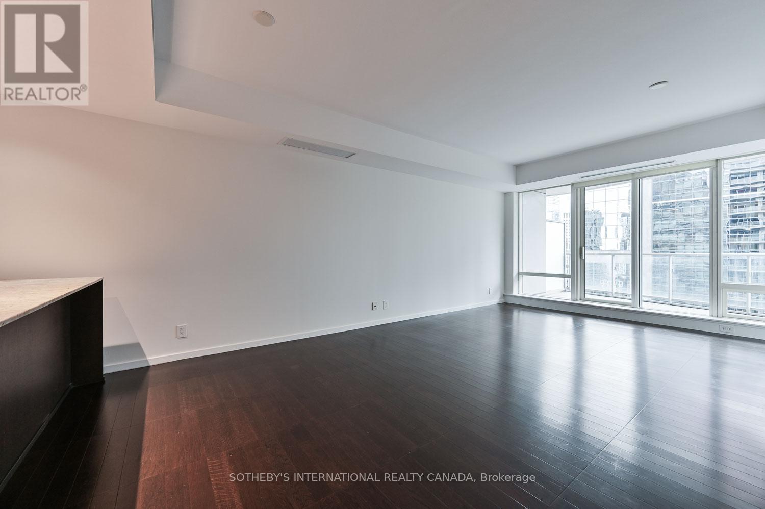 2608 - 180 University Avenue, Toronto, Ontario  M5H 0A2 - Photo 6 - C12475475