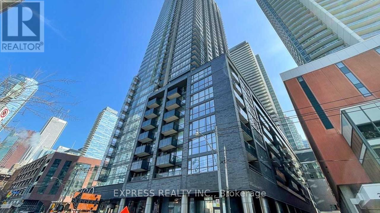 3703 - 295 Adelaide Street W, Toronto, Ontario  M5V 0L4 - Photo 1 - C12475481