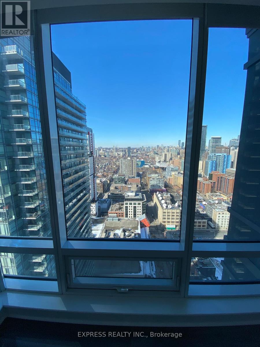 3703 - 295 Adelaide Street W, Toronto, Ontario  M5V 0L4 - Photo 2 - C12475481