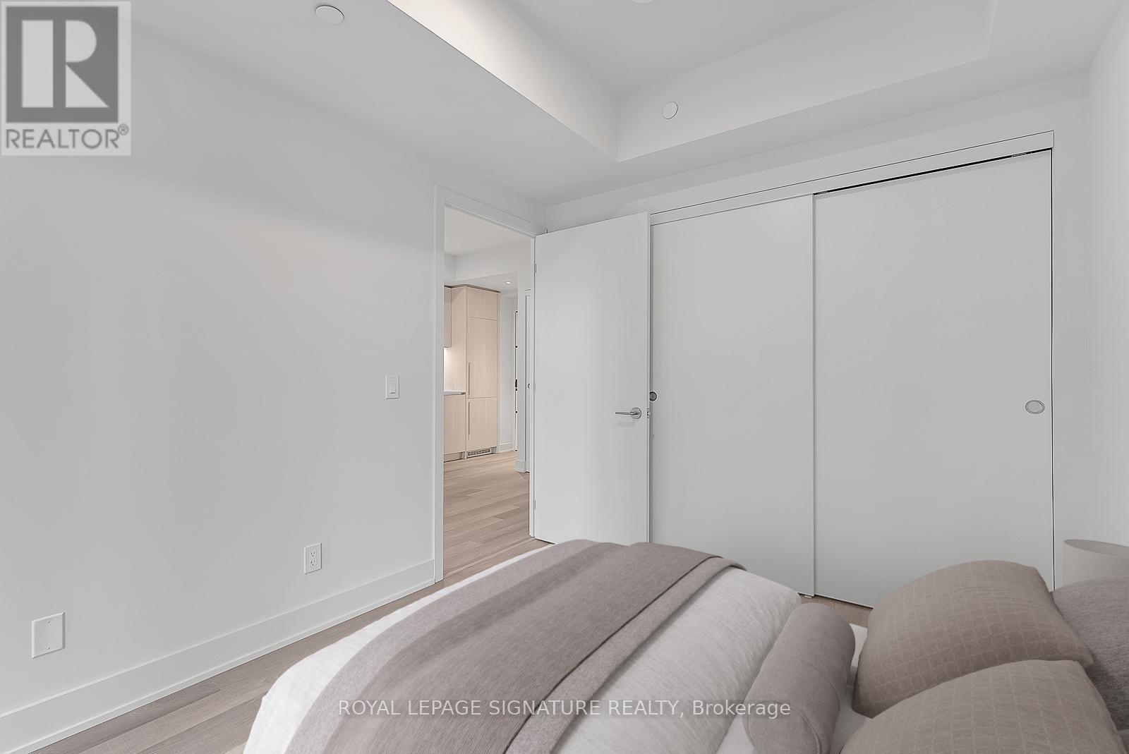 2809 - 8 Cumberland Street, Toronto, Ontario  M4W 0B6 - Photo 6 - C12475487