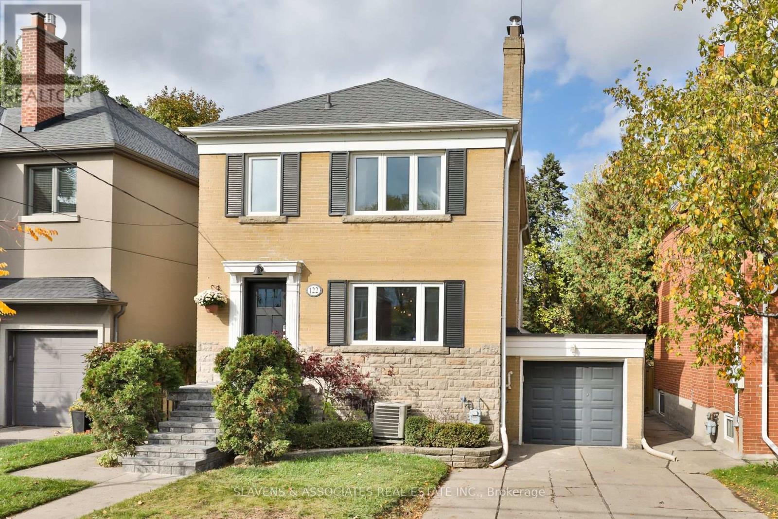 122 Wilson Avenue, Toronto, Ontario  M5M 3A1 - Photo 1 - C12475498