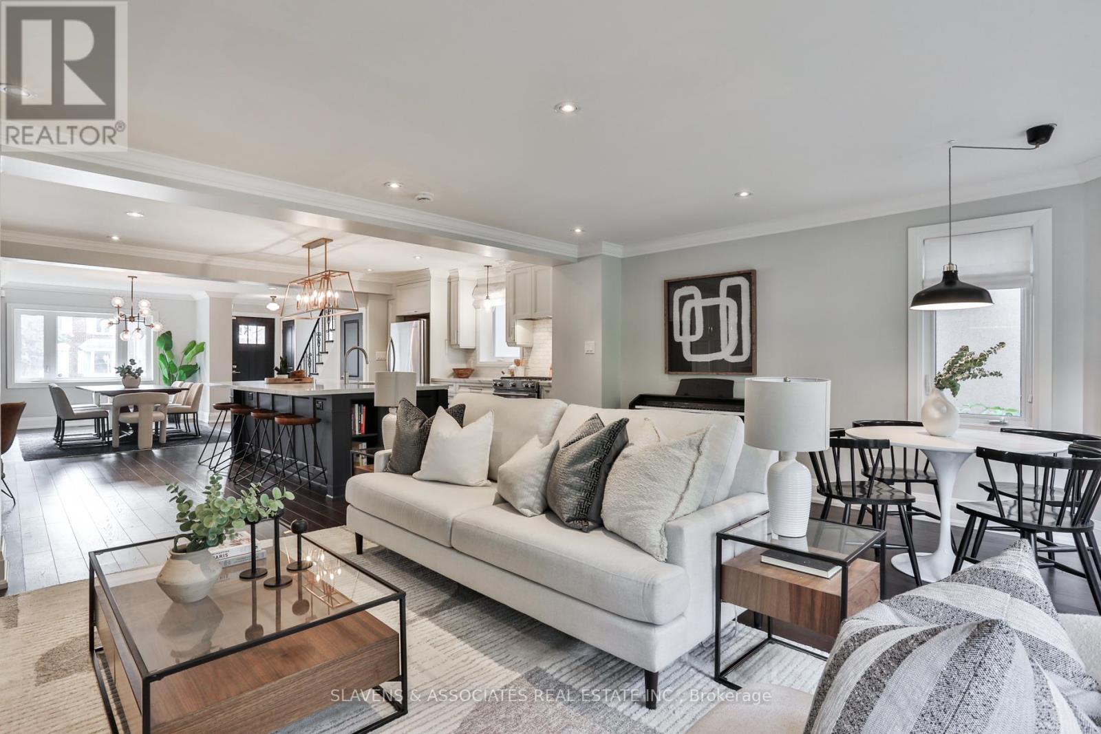 122 Wilson Avenue, Toronto, Ontario  M5M 3A1 - Photo 11 - C12475498
