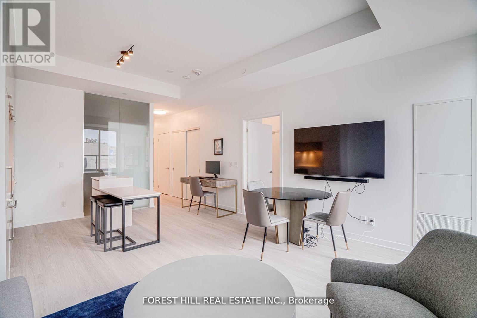 209 - 185 Alberta Avenue, Toronto, Ontario  M6C 0A5 - Photo 10 - C12475500