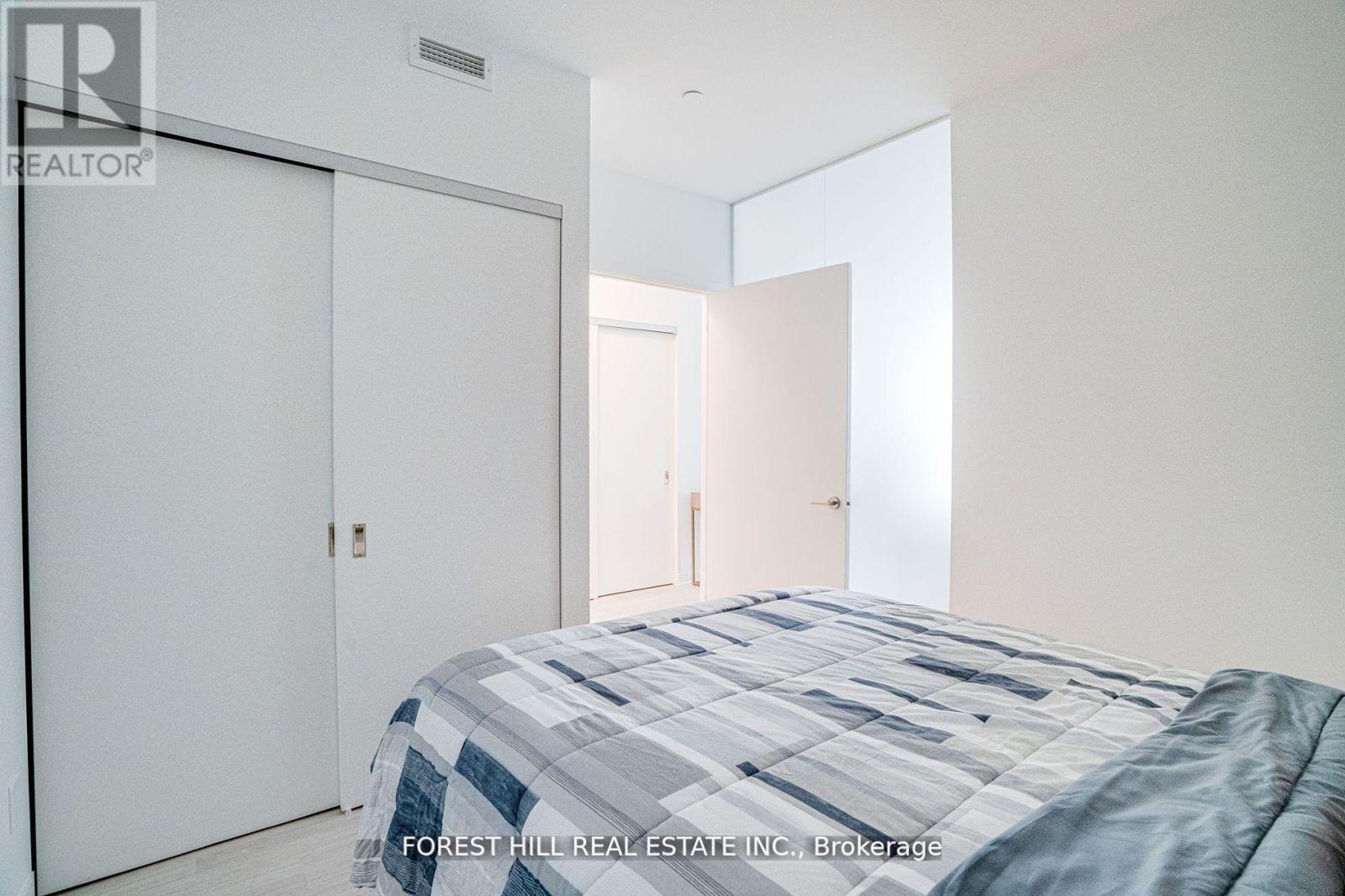 209 - 185 Alberta Avenue, Toronto, Ontario  M6C 0A5 - Photo 5 - C12475500