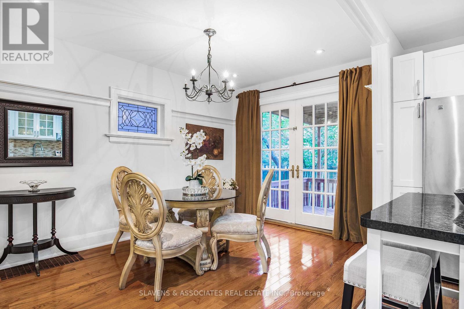 226 Broadway Avenue, Toronto, Ontario  M4P 1V9 - Photo 10 - C12475507