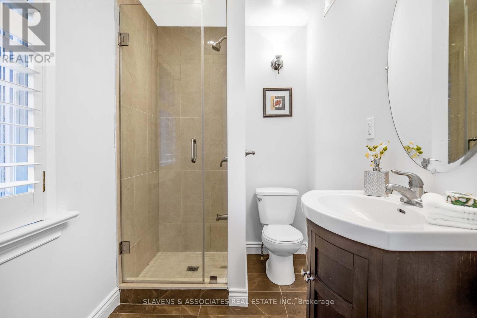 226 Broadway Avenue, Toronto, Ontario  M4P 1V9 - Photo 14 - C12475507