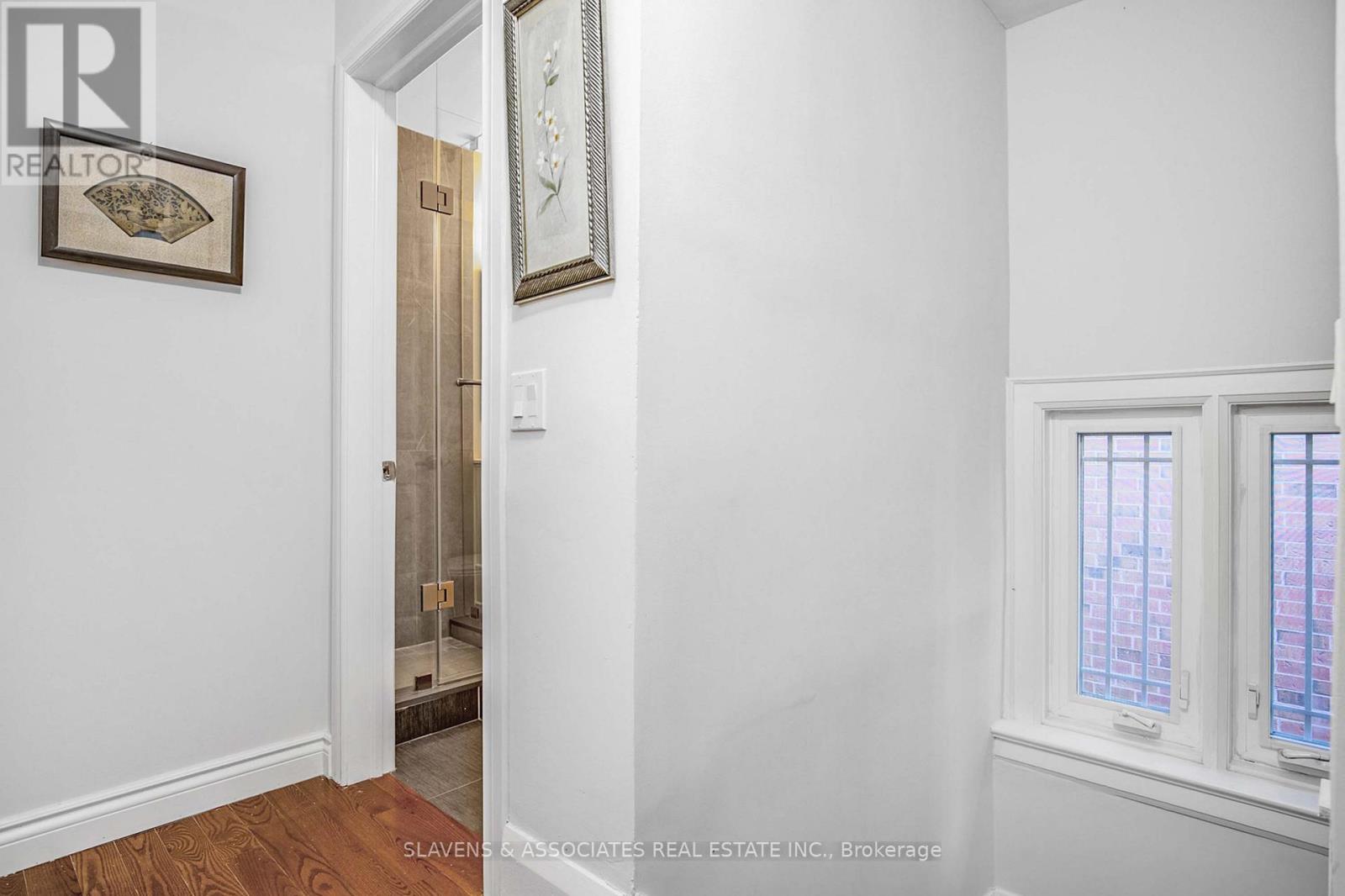 226 Broadway Avenue, Toronto, Ontario  M4P 1V9 - Photo 16 - C12475507