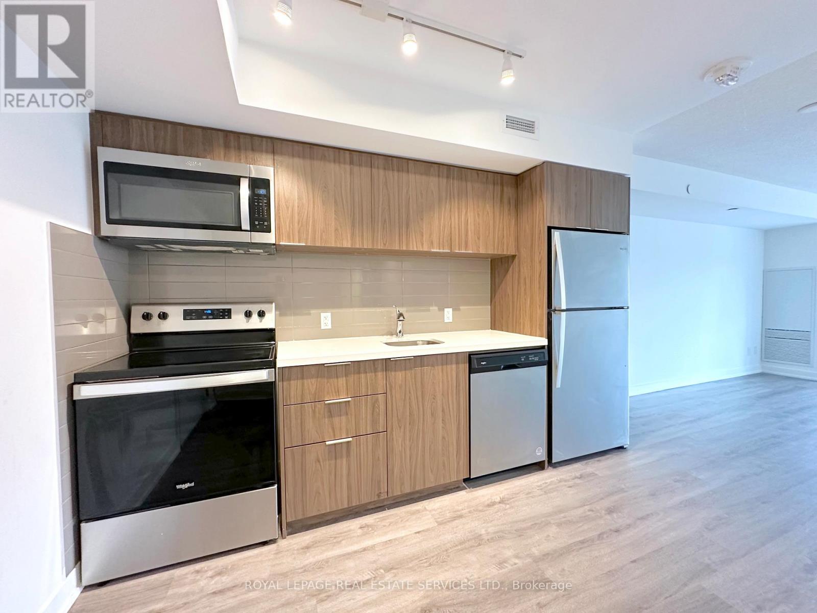 208 - 1225 York Mills Road, Toronto, Ontario  M3A 1Y4 - Photo 2 - C12475519