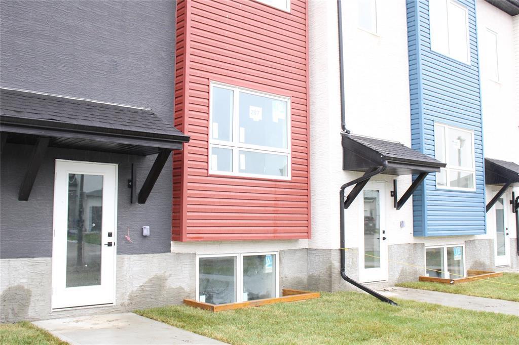 211 Cheema Drive, Winnipeg, Manitoba  R2R 3B2 - Photo 0 - 202526191