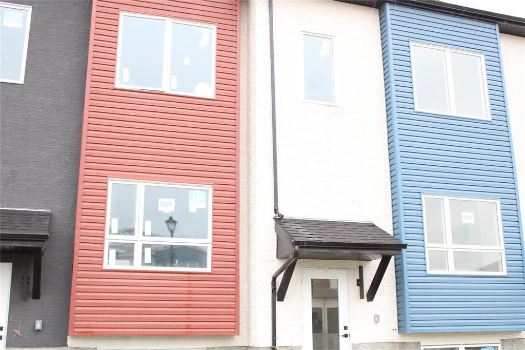 211 Cheema Drive, Winnipeg, Manitoba  R2R 3B2 - Photo 1 - 202526191