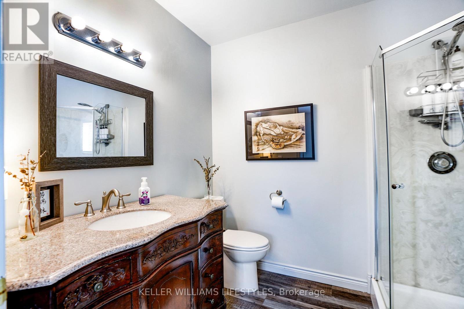 106 Anderson Avenue, Southwest Middlesex (Glencoe), Ontario  N0L 1M0 - Photo 25 - X12475336