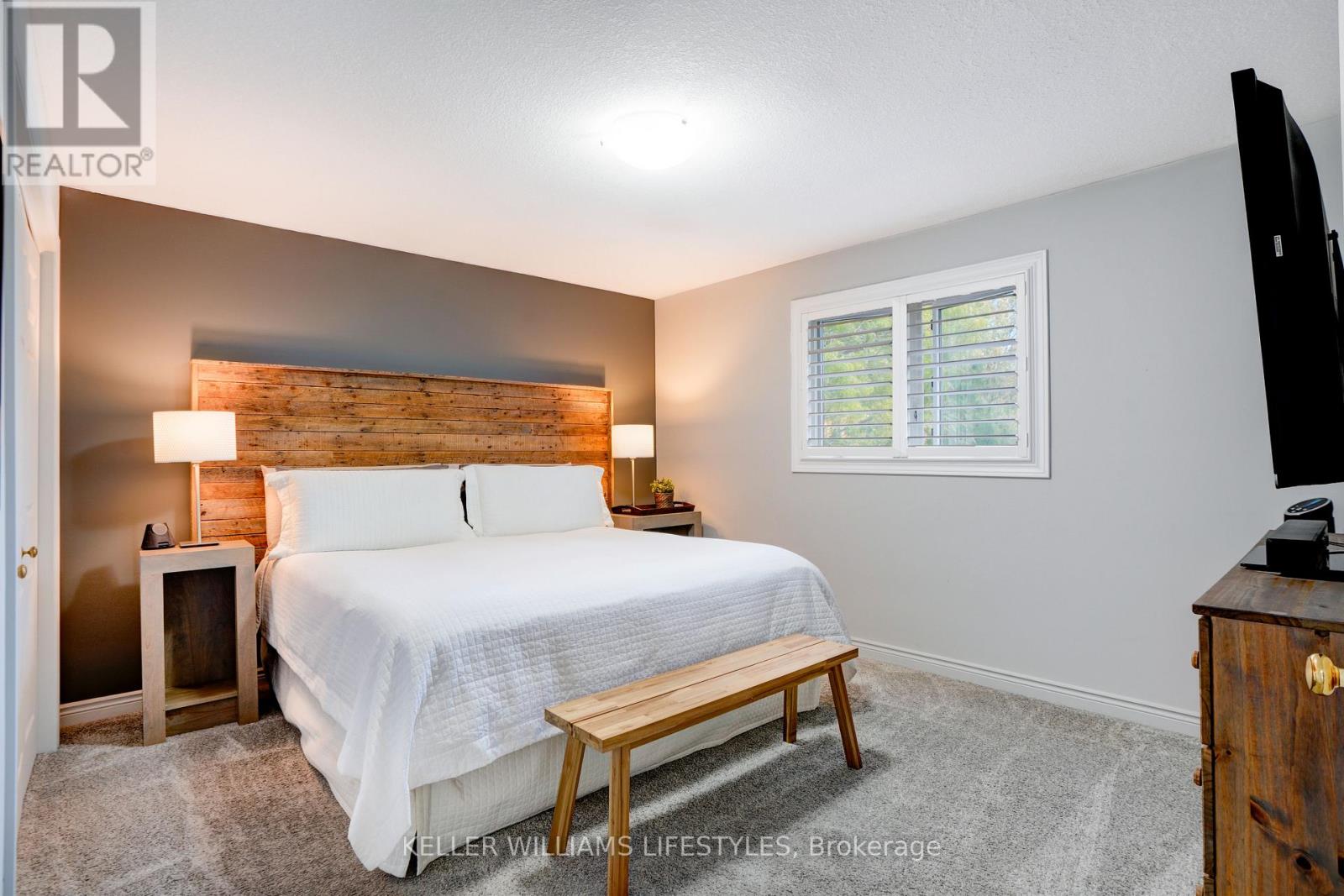 106 Anderson Avenue, Southwest Middlesex (Glencoe), Ontario  N0L 1M0 - Photo 27 - X12475336