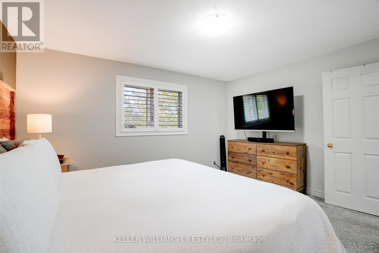 106 Anderson Avenue, Southwest Middlesex (Glencoe), Ontario  N0L 1M0 - Photo 29 - X12475336