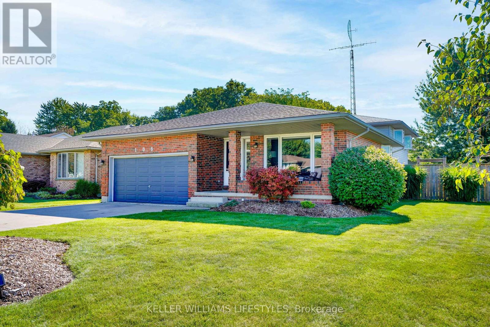 106 Anderson Avenue, Southwest Middlesex (Glencoe), Ontario  N0L 1M0 - Photo 4 - X12475336