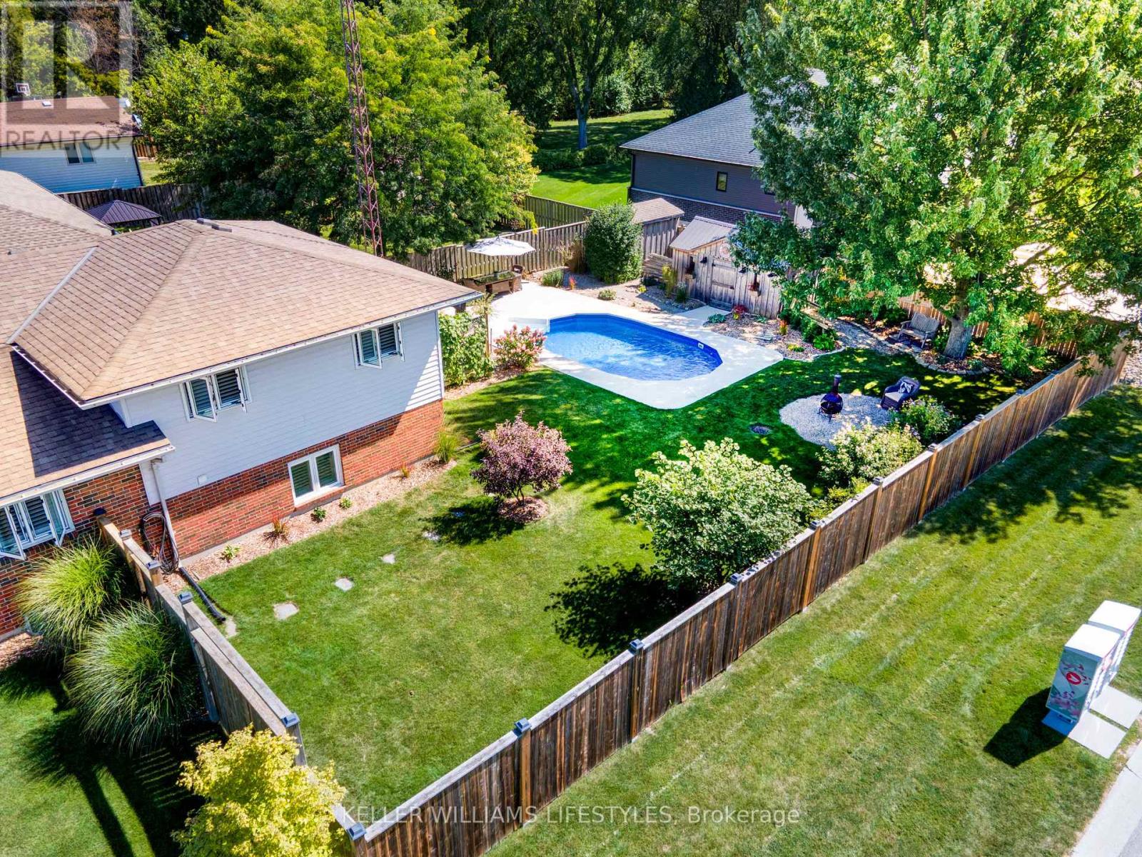 106 Anderson Avenue, Southwest Middlesex (Glencoe), Ontario  N0L 1M0 - Photo 49 - X12475336
