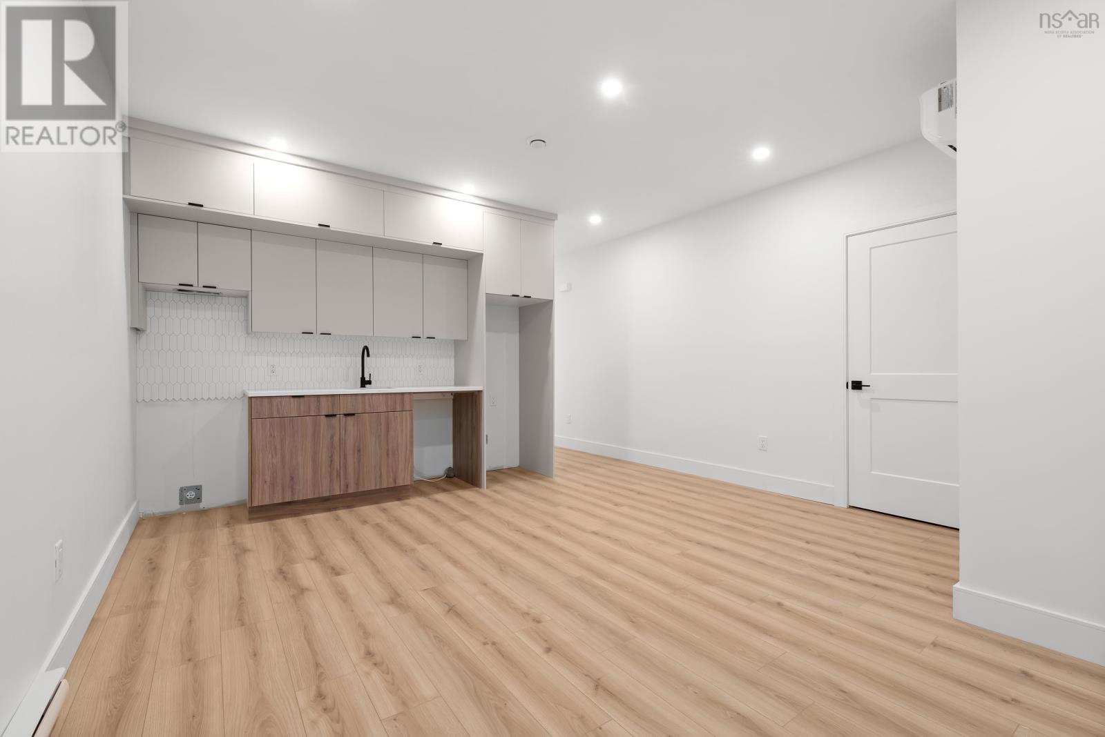 130 Colonial Crescent, Halifax, Nova Scotia  B3R 0H8 - Photo 25 - 202505169