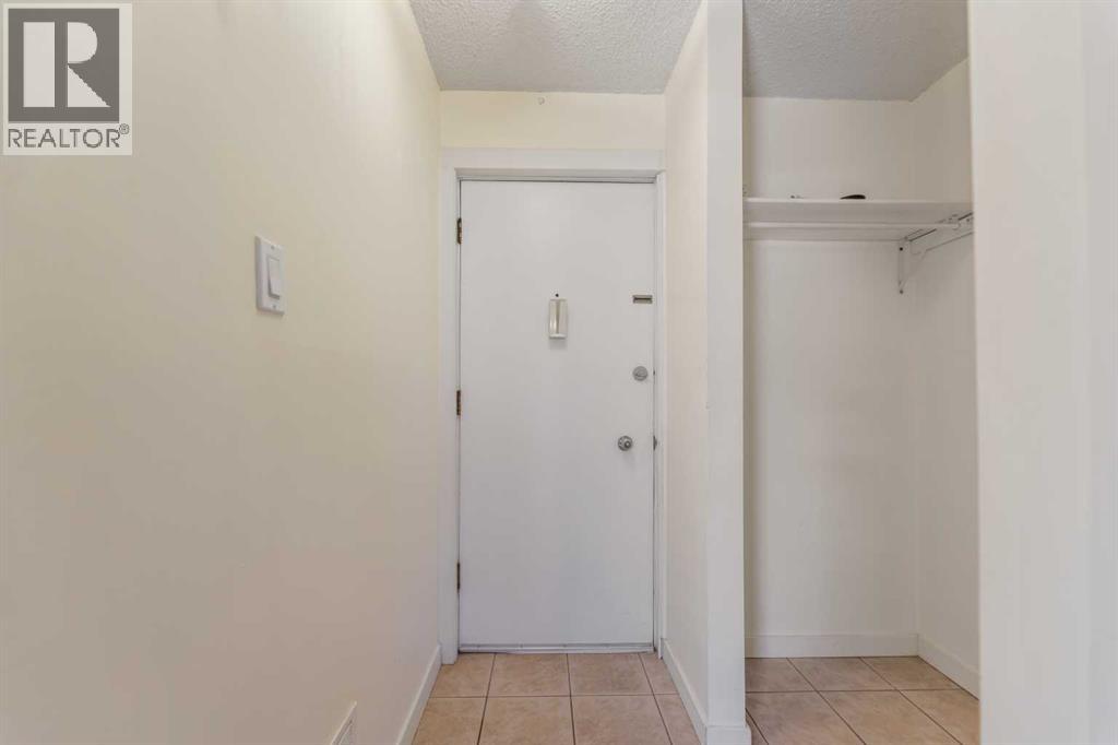 10, 1717 Westmount Road Nw, Calgary, Alberta  T2N 3M4 - Photo 4 - A2250262