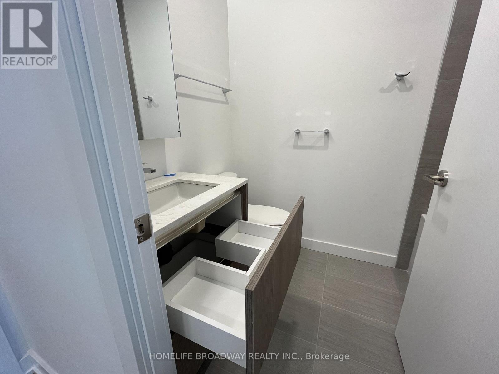 706 - 8188 Yonge Street, Vaughan, Ontario  L4J 0M2 - Photo 19 - N12473701
