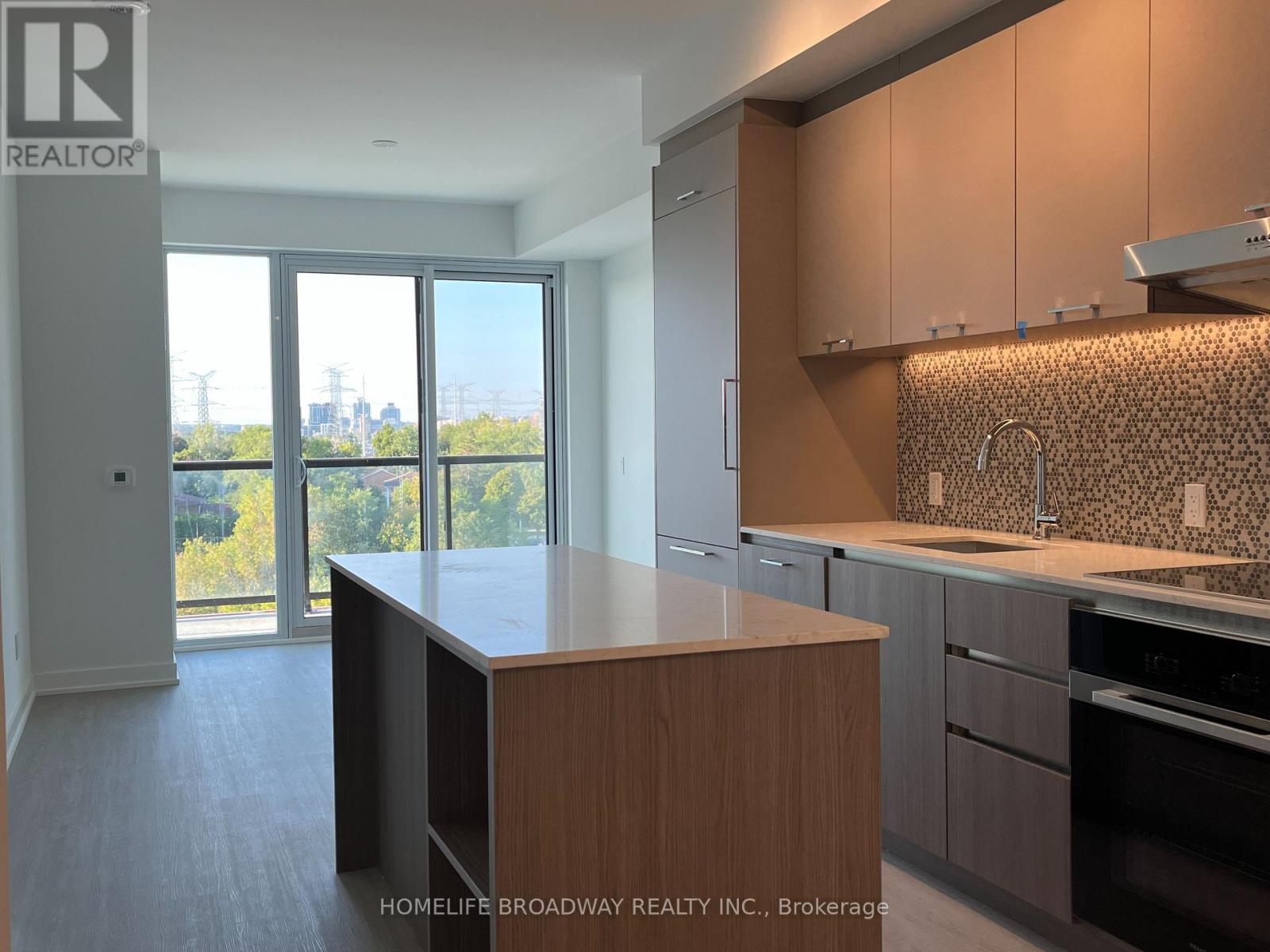 706 - 8188 Yonge Street, Vaughan, Ontario  L4J 0M2 - Photo 5 - N12473701