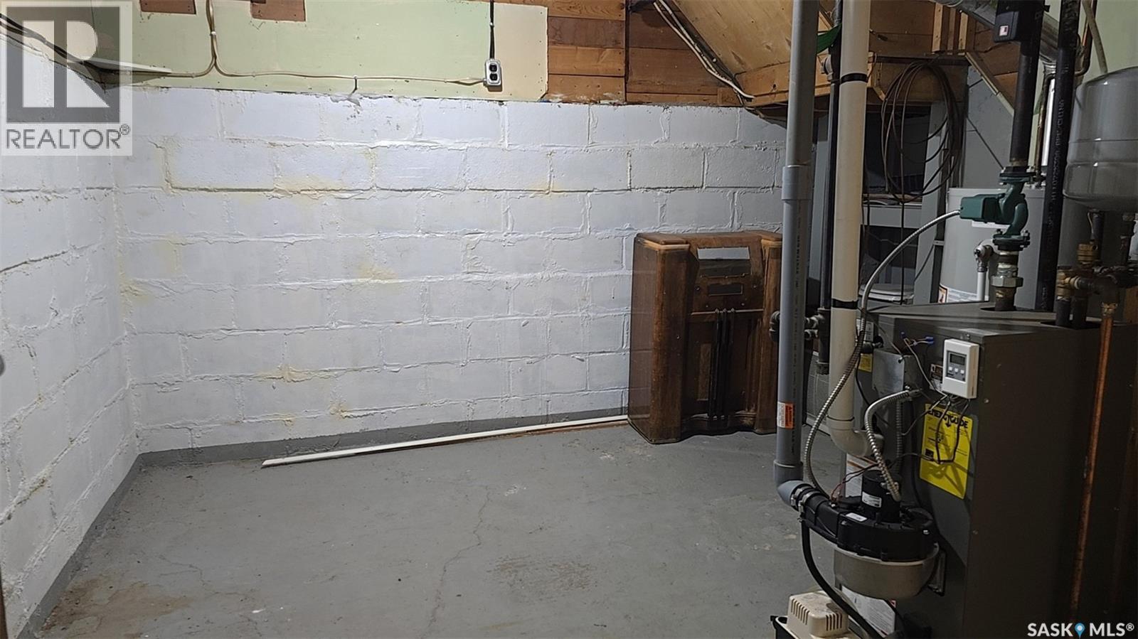 524 1st Street E, Saskatoon, Saskatchewan  S7H 1S6 - Photo 22 - SK021441