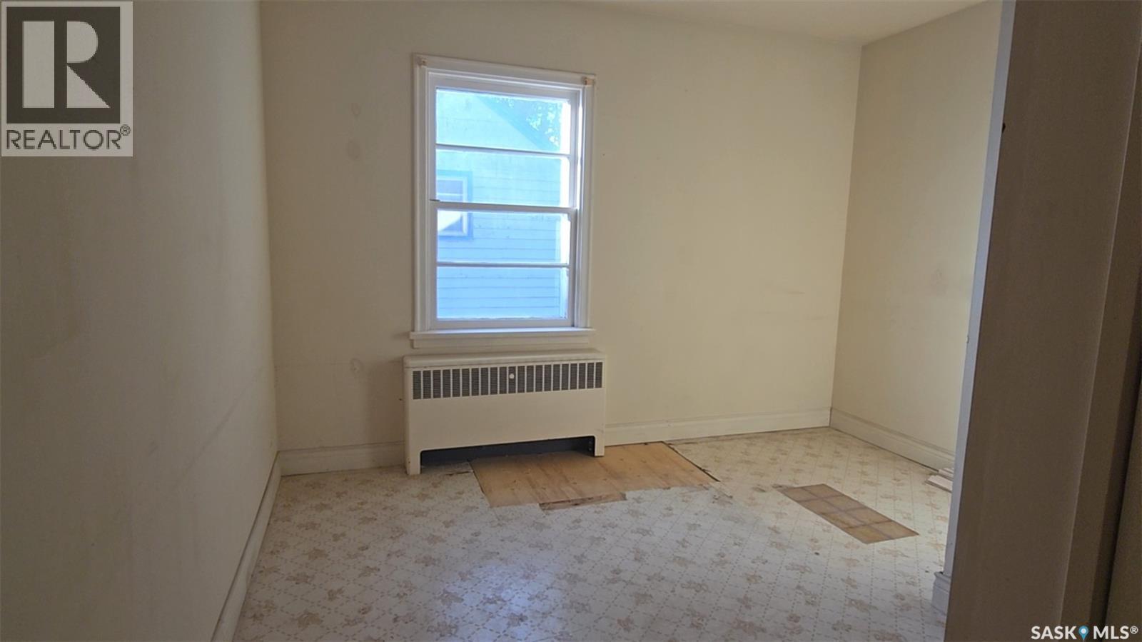 524 1st Street E, Saskatoon, Saskatchewan  S7H 1S6 - Photo 7 - SK021441