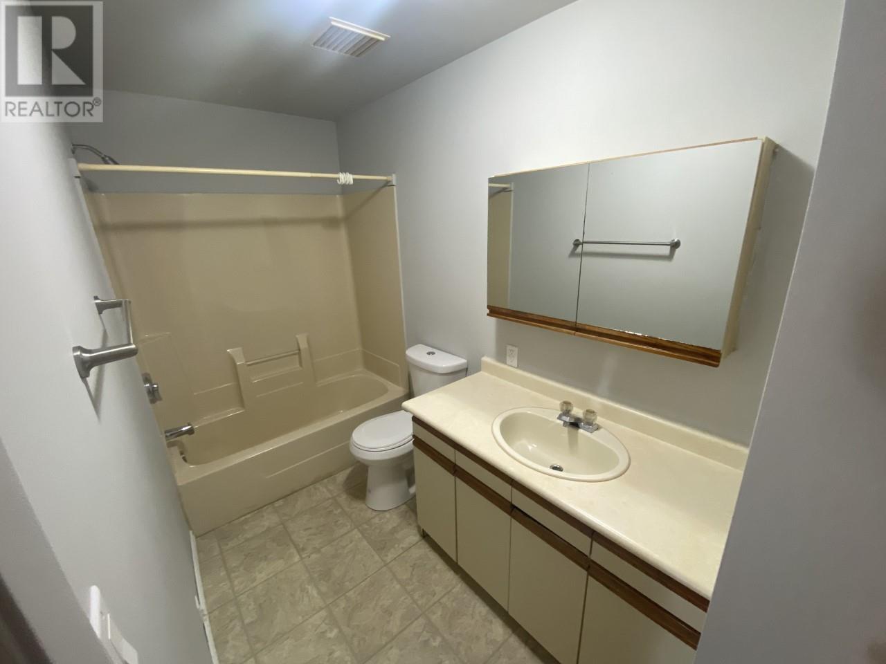 216 Leith, Thunder Bay, Ontario  P7C 1M8 - Photo 10 - TB253278