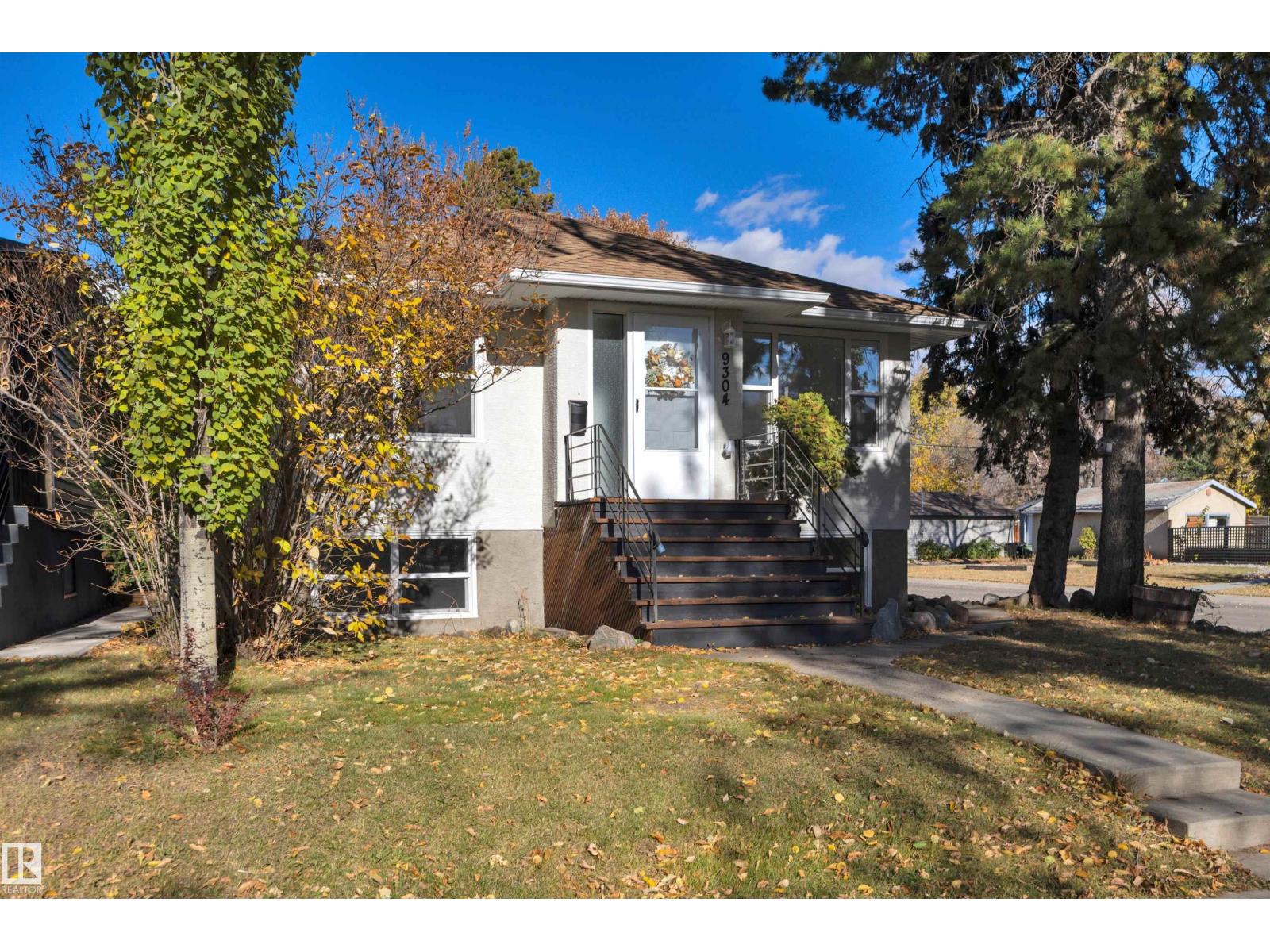 9304 71 Av Nw, Edmonton, Alberta  T6E 0K8 - Photo 3 - E4463034