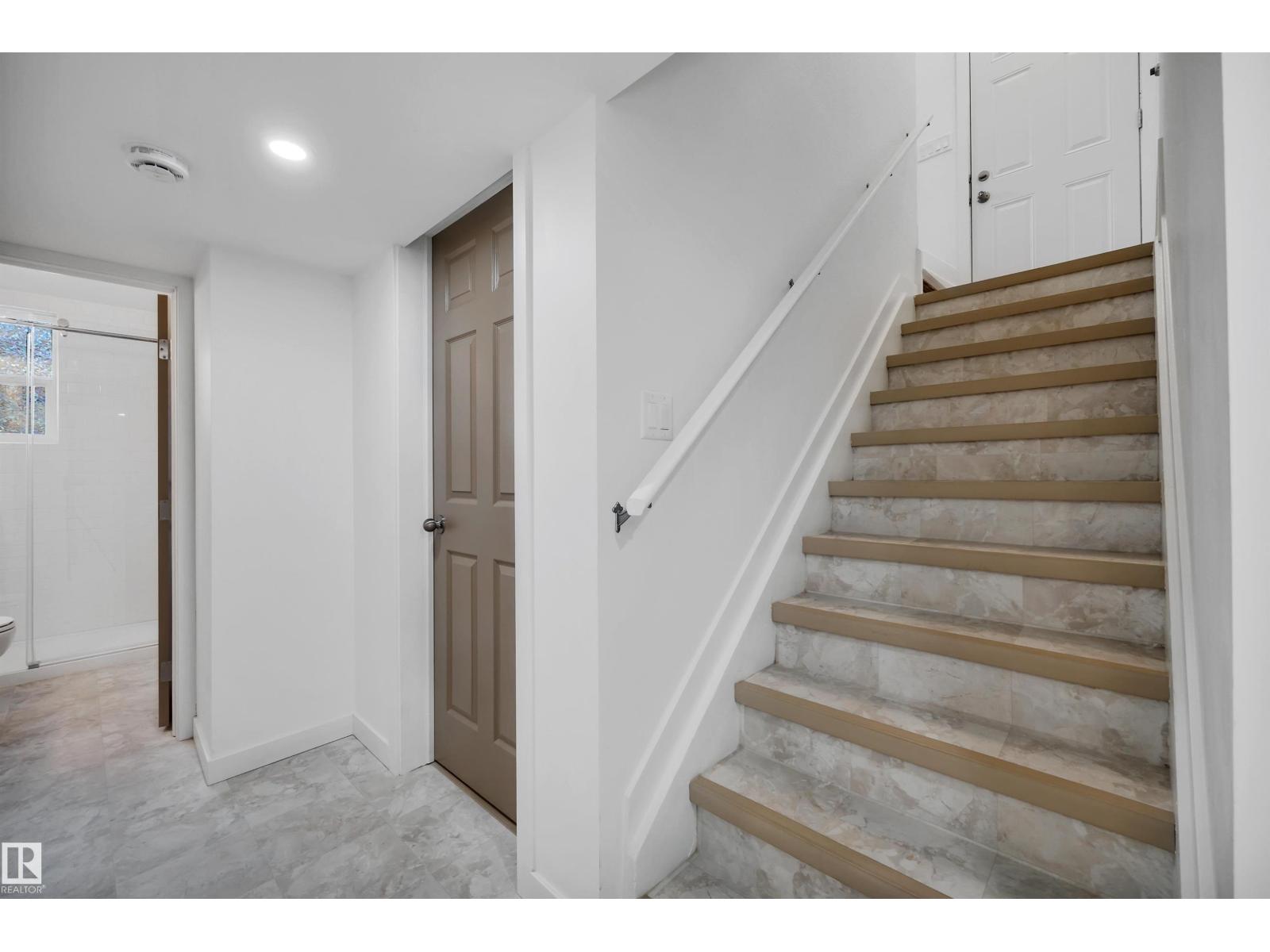 9304 71 Av Nw, Edmonton, Alberta  T6E 0K8 - Photo 30 - E4463034