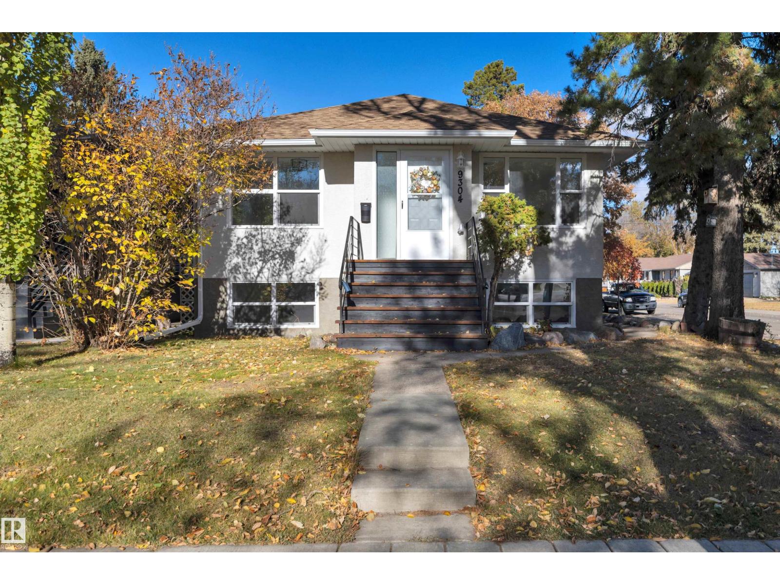 9304 71 Av Nw, Edmonton, Alberta  T6E 0K8 - Photo 4 - E4463034