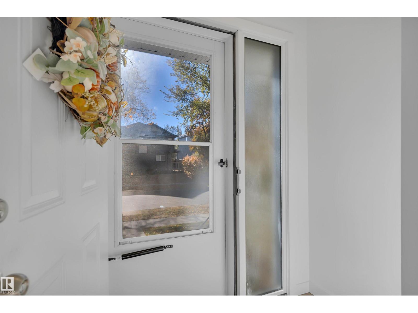 9304 71 Av Nw, Edmonton, Alberta  T6E 0K8 - Photo 6 - E4463034