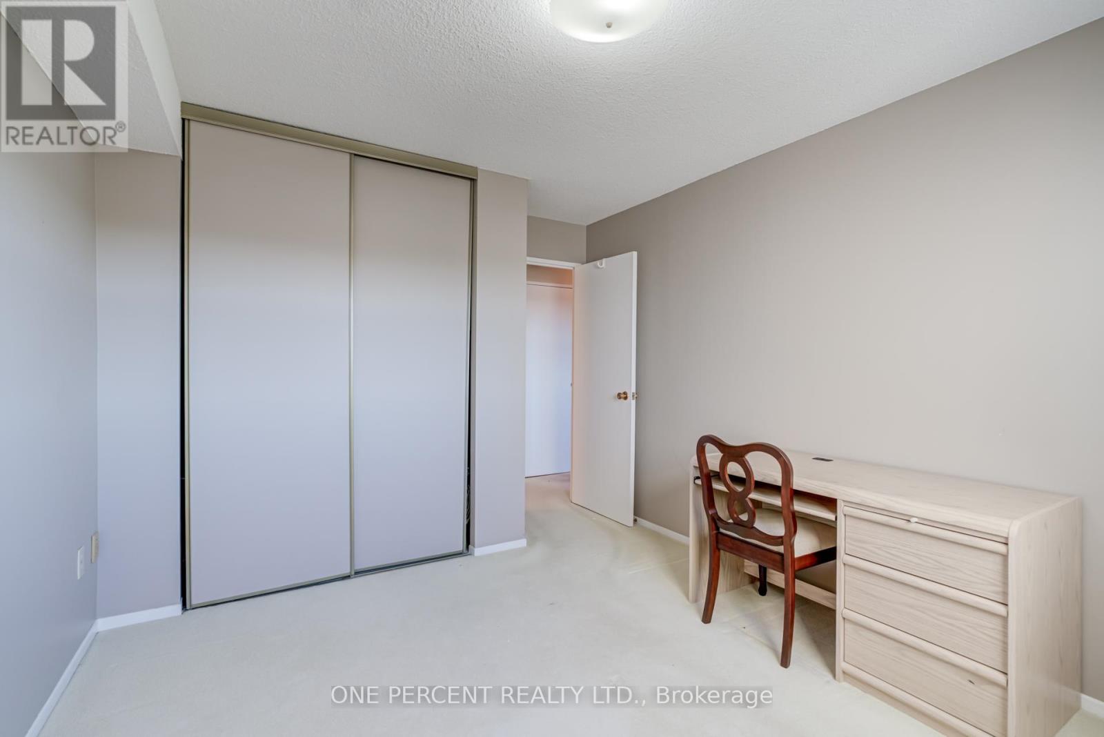 705 - 20 William Roe Boulevard, Newmarket, Ontario  L3Y 5V6 - Photo 22 - N12442377