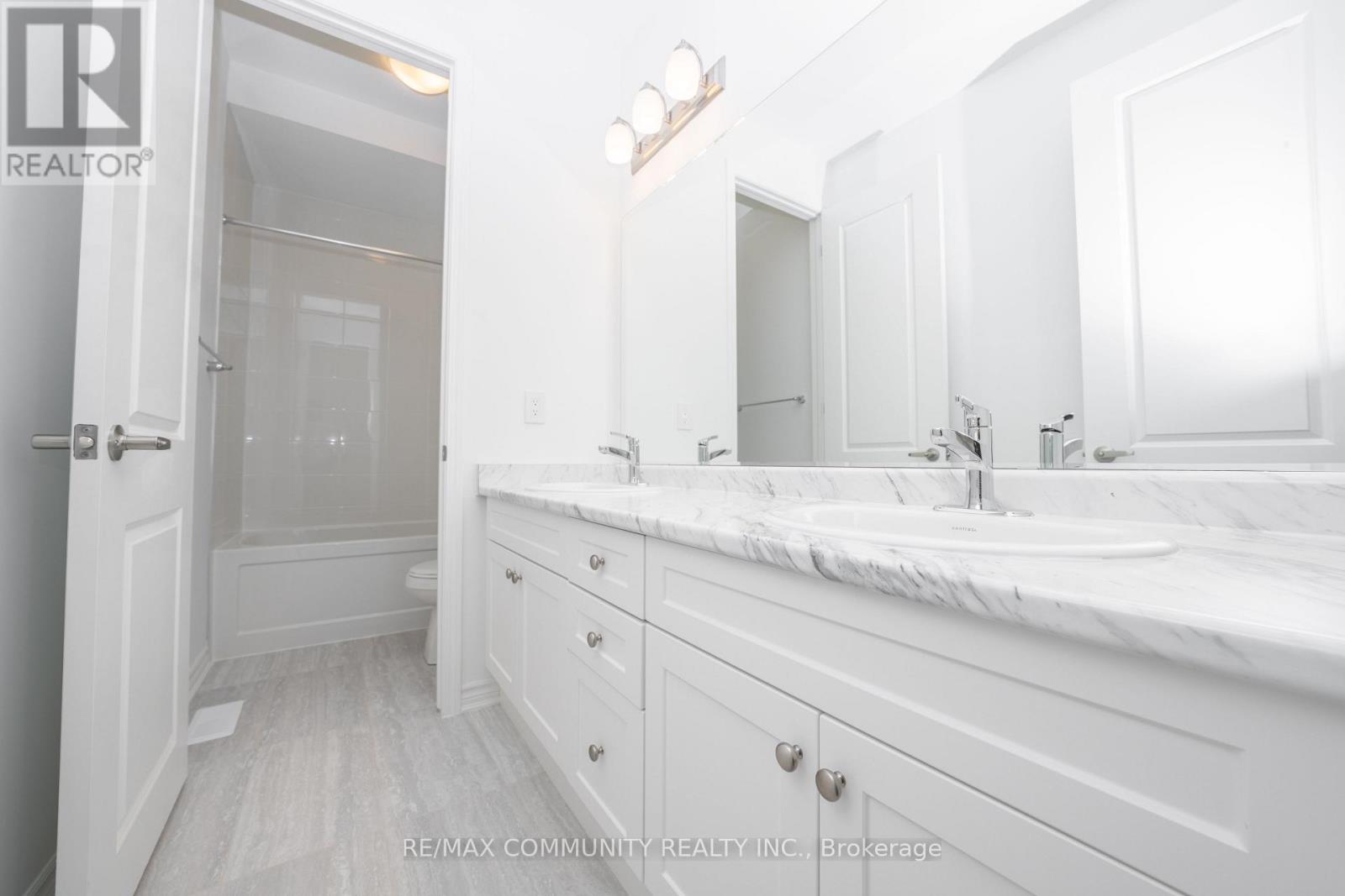 3430 Braeside Way, Pickering, Ontario  L1X 0J9 - Photo 21 - E12475402