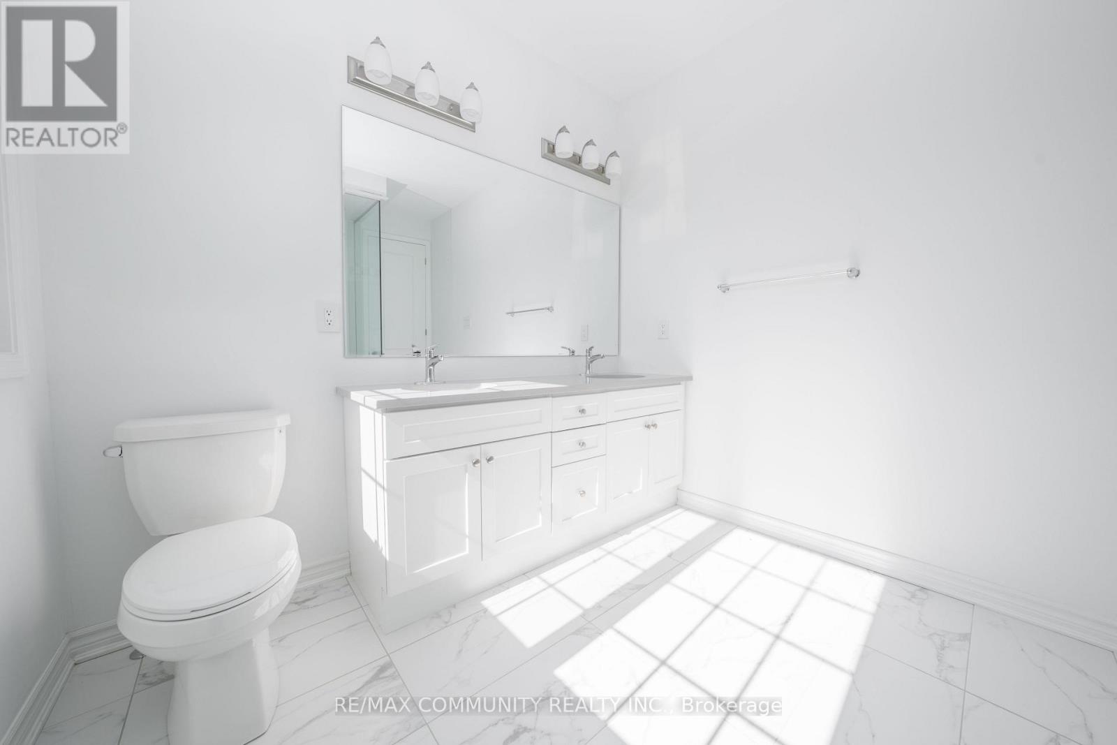 3430 Braeside Way, Pickering, Ontario  L1X 0J9 - Photo 33 - E12475402