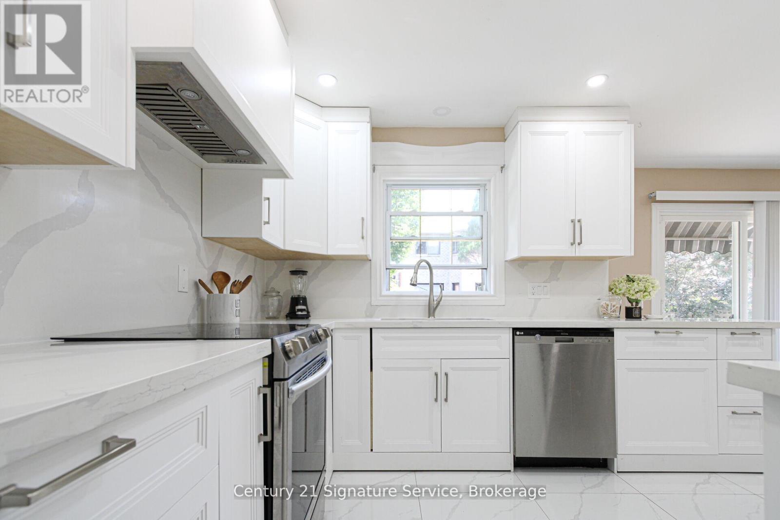 81 Linton Avenue, Ajax (Central West), Ontario  L1T 2V5 - Photo 13 - E12475479