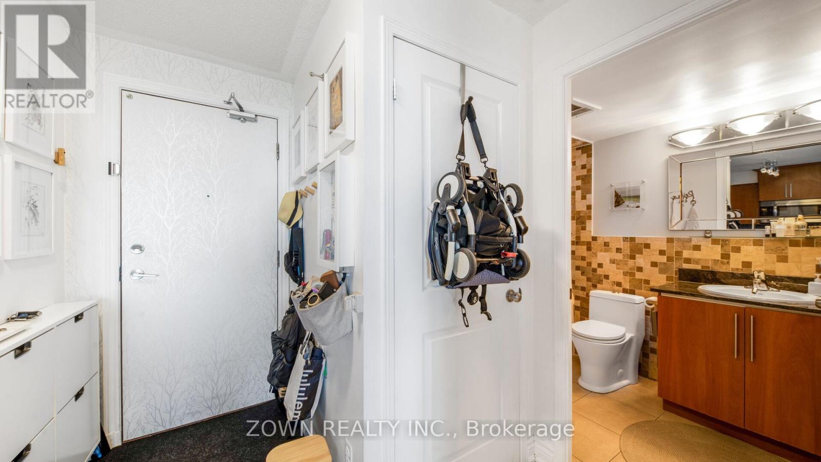 Lphi - 6 Rosebank Drive, Toronto (Malvern), Ontario  M1B 0A1 - Photo 13 - E12475522