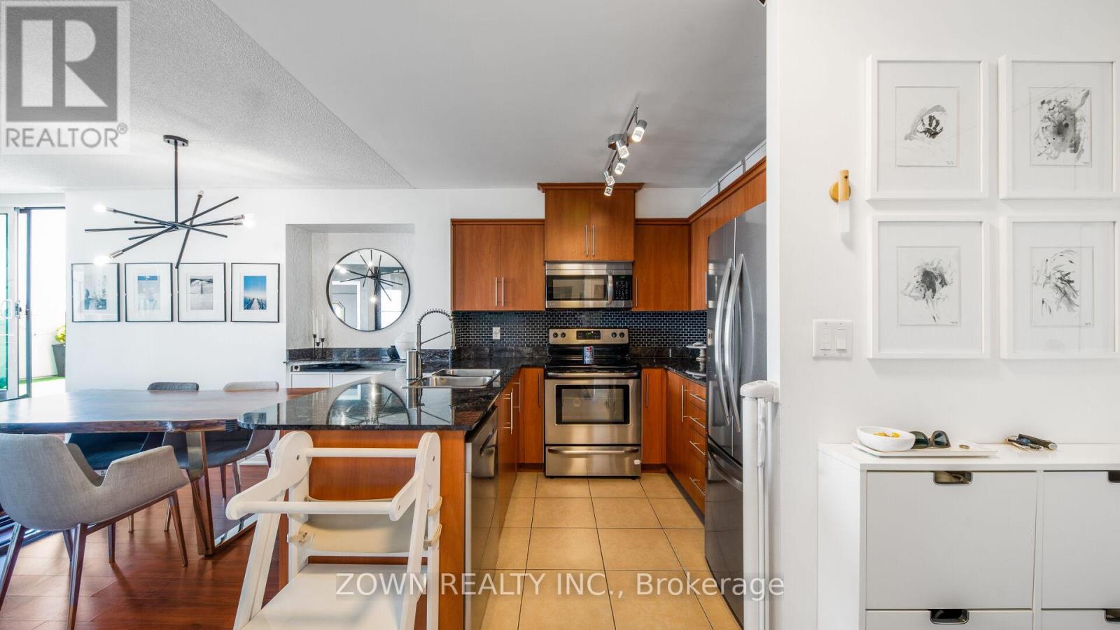 Lphi - 6 Rosebank Drive, Toronto (Malvern), Ontario  M1B 0A1 - Photo 8 - E12475522