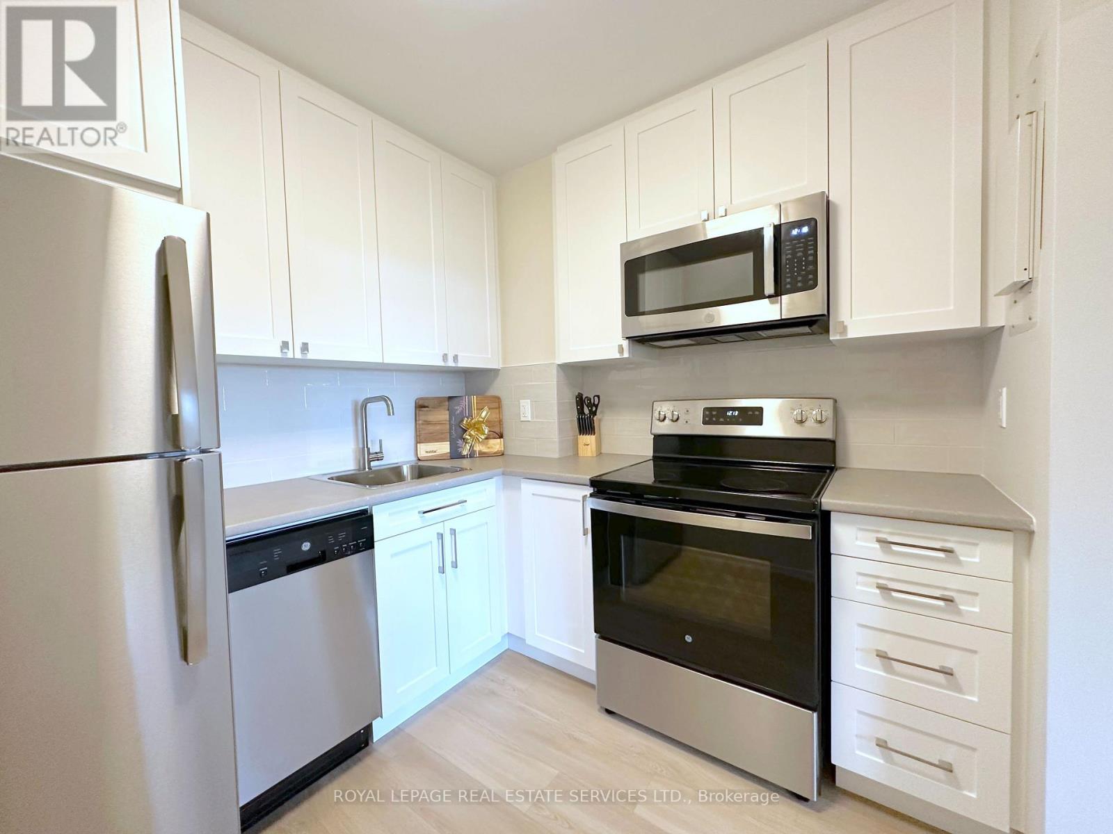 802 - 30 Denton Avenue, Toronto, Ontario  M1L 4P2 - Photo 7 - E12475523