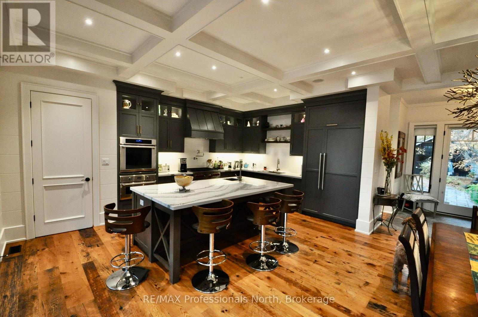11 Tipper Ln Lane, Huntsville, Ontario  P1H 2J2 - Photo 15 - X12475363