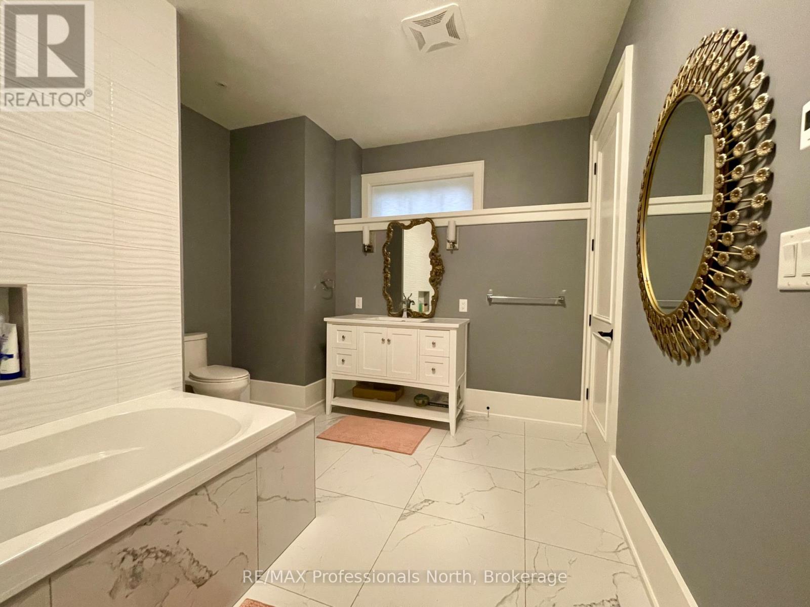 11 Tipper Ln Lane, Huntsville, Ontario  P1H 2J2 - Photo 41 - X12475363