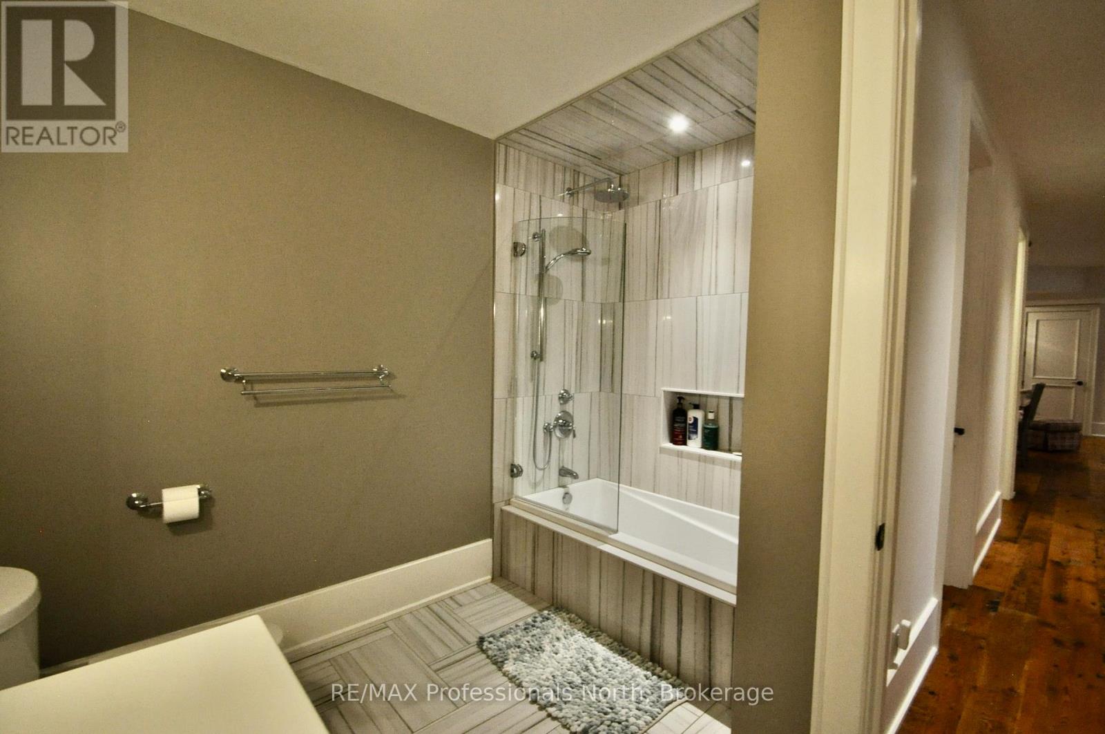 11 Tipper Ln Lane, Huntsville, Ontario  P1H 2J2 - Photo 45 - X12475363