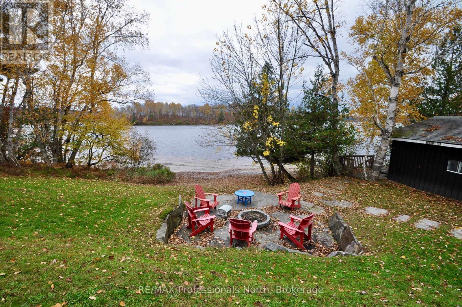 11 Tipper Ln Lane, Huntsville, Ontario  P1H 2J2 - Photo 9 - X12475363