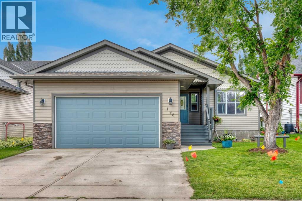 196 Camden Place, Strathmore, Alberta  T1P 1Y2 - Photo 1 - A2266096