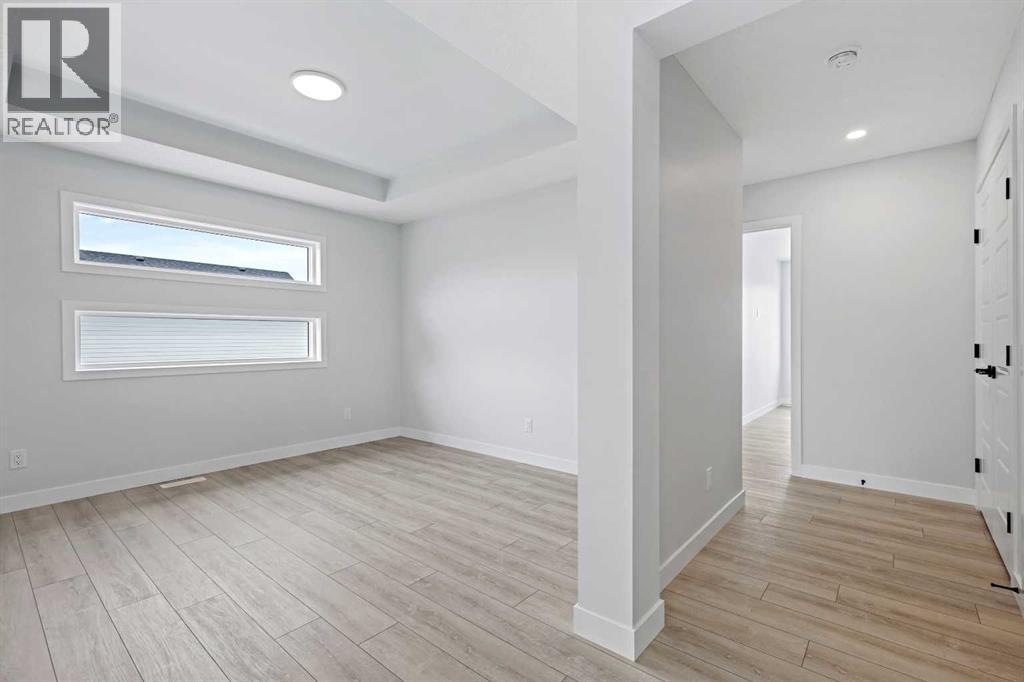 33 Magnolia Path Se, Calgary, Alberta  T3M 3X7 - Photo 10 - A2241960