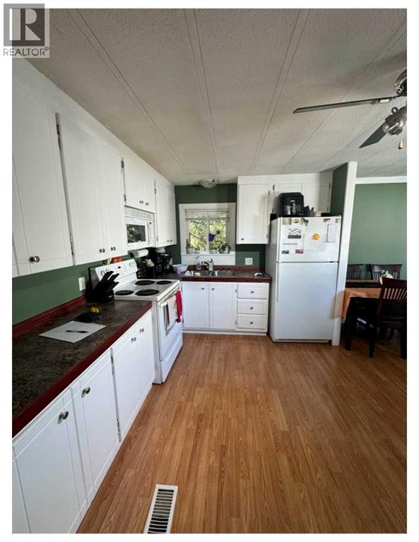 #17, 6834 59 Avenue, Red Deer, Alberta  T4P 1C9 - Photo 4 - A2258982